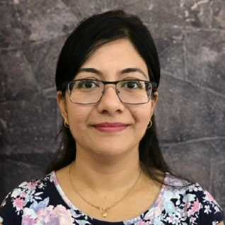 Portrait of Minoti Banerjee, member of Packfora Leadership Team